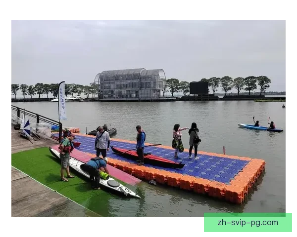 全球皮划艇圈排名揭晓：绝美风景下的划艇盛宴