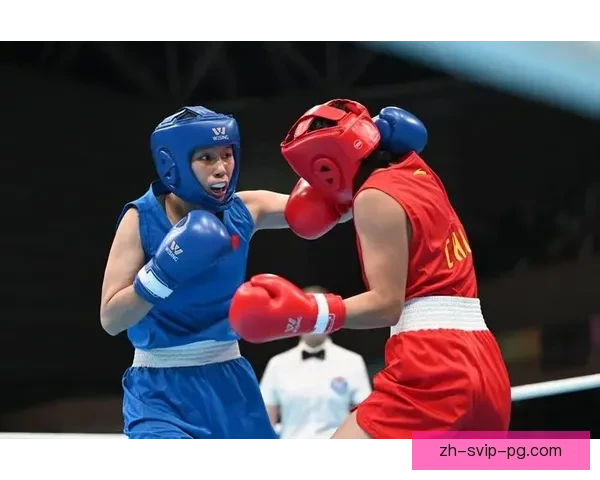 拳击擂台实时对决，谁能捷足先登？