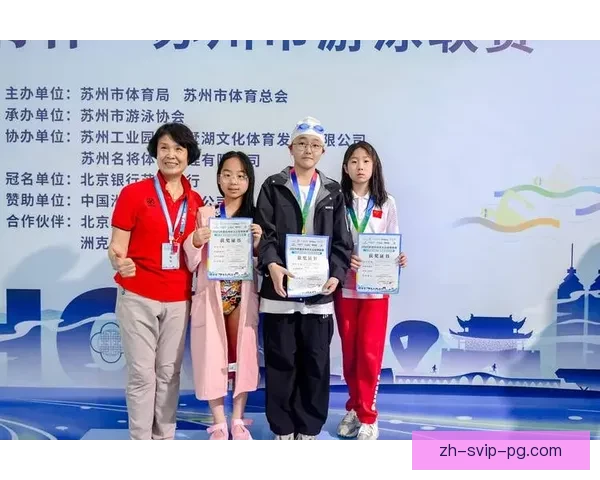 游泳联赛：激情碰撞，风云再起