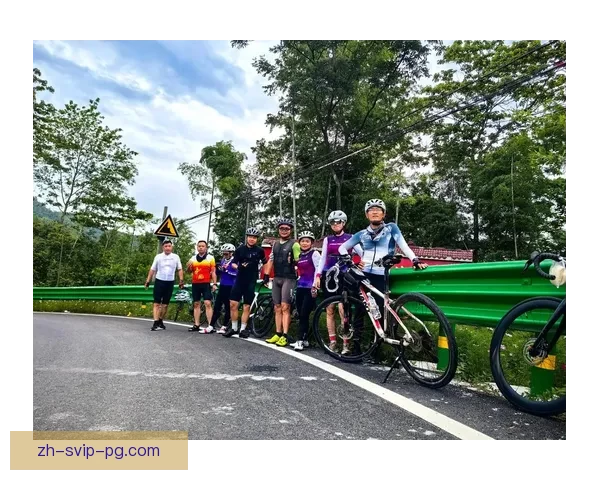 骑行狂热：挑战极限，征服山地！